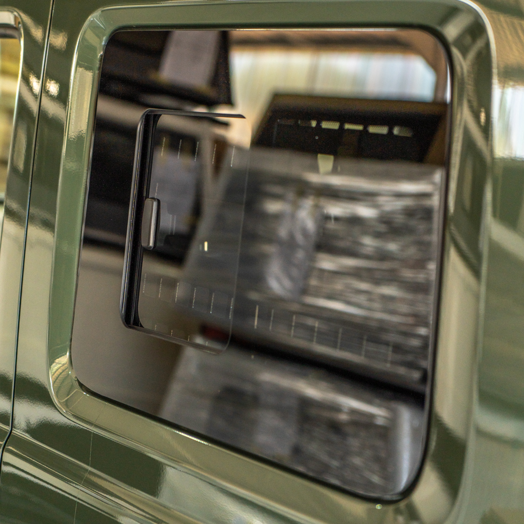 Bushtech Sliding Window Suzuki Jimny