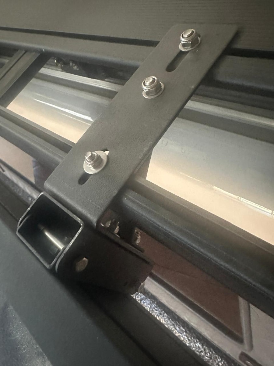 Eezi-Awn Awning Brackets Roofrack