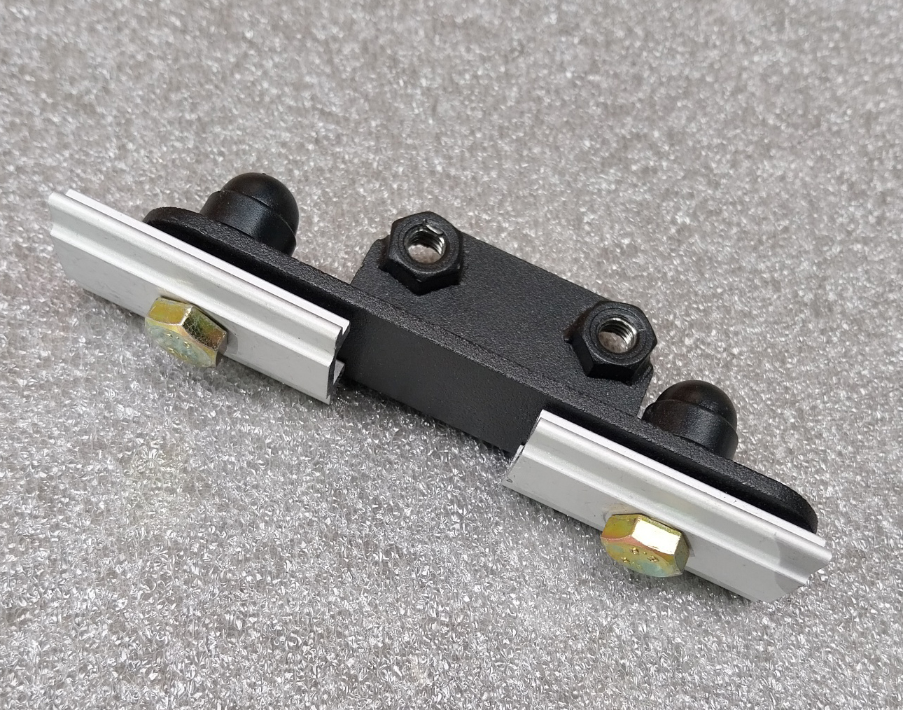 Eezi-Awn K9 Steel Bottom Foot Track Mount