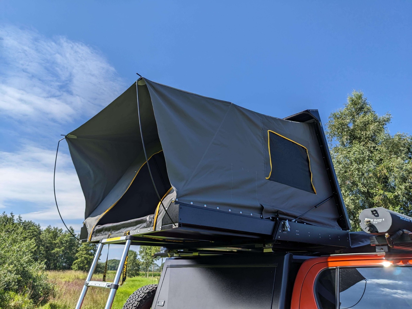 Quick Pitch MiniMax Rooftop Tent
