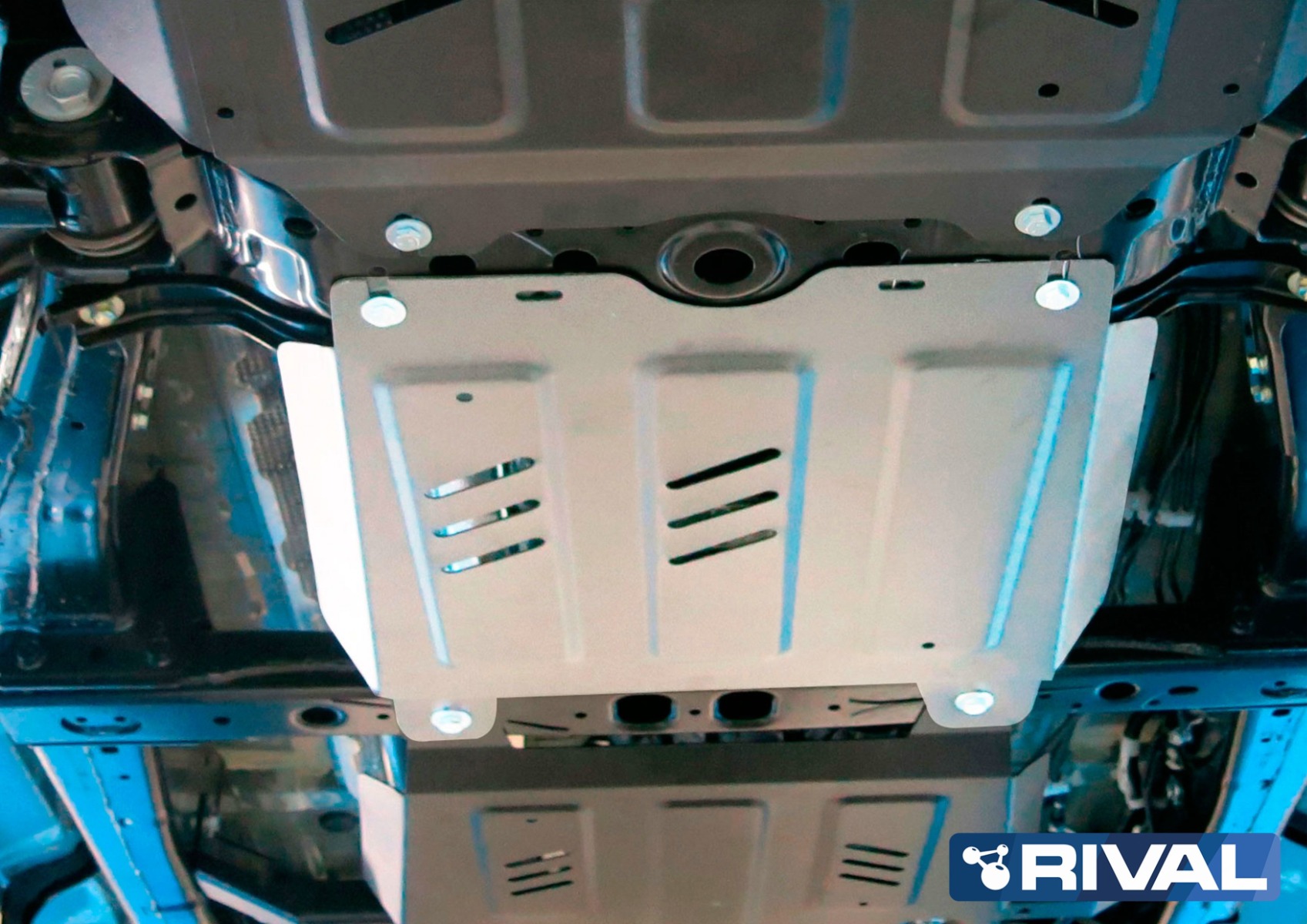 RIVAL Skidplate Gearbox Toyota Hi Lux Revo 6mm aluminium